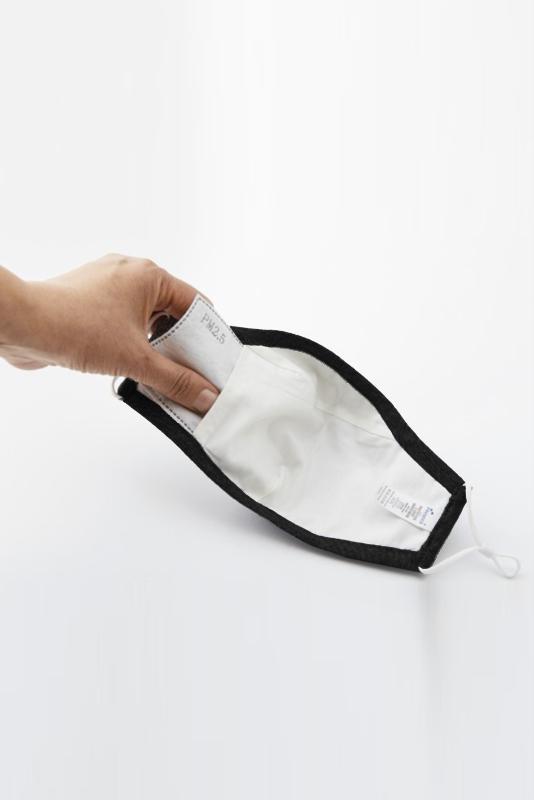 Kasvomaski filtteritaskulla